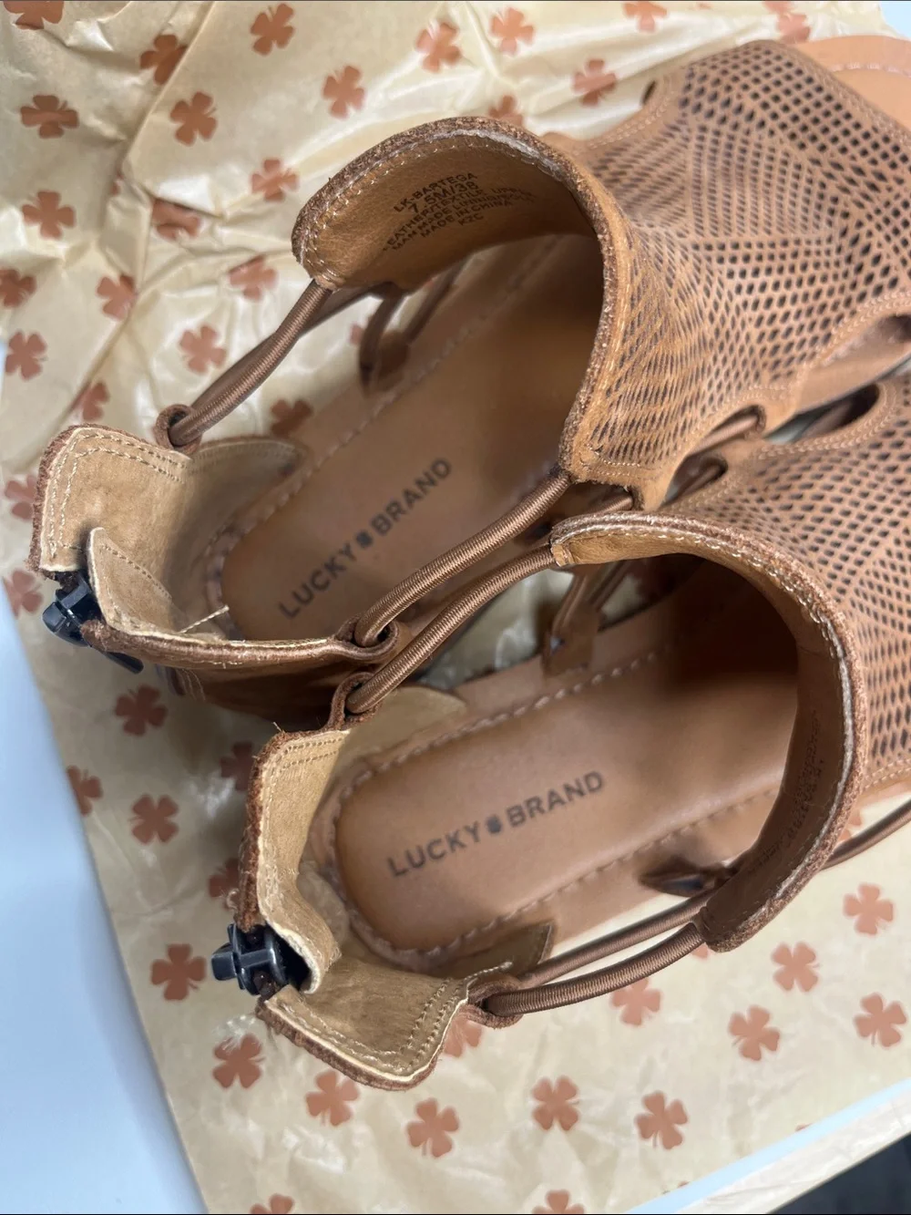 Lucky Brand Brown Perforated Gladiator Sandals LK – BARTEGA pinto gladiator